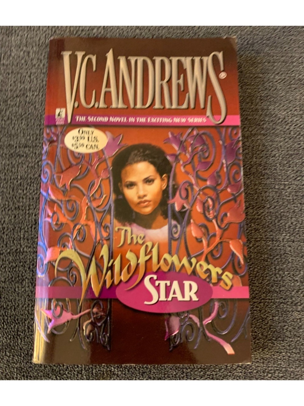 V.C. Andrews The Wildflowers: Star Paperback Book